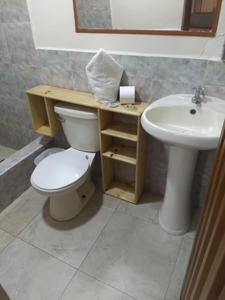 Hotel Cuencano Hogar מראה חיצוני תמונה